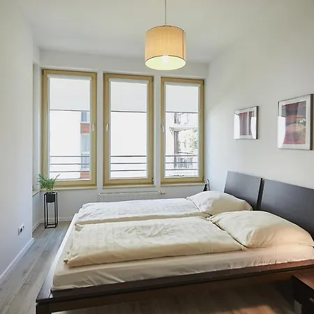 - Zacisze Lesne Apartment *