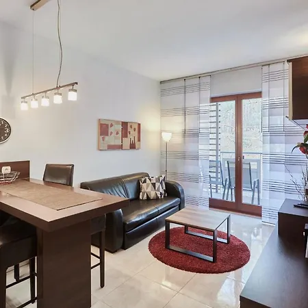Apartment - Zacisze Lesne