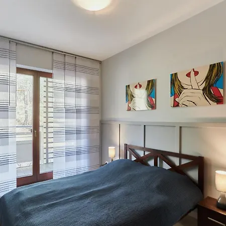 - Zacisze Lesne Apartment *