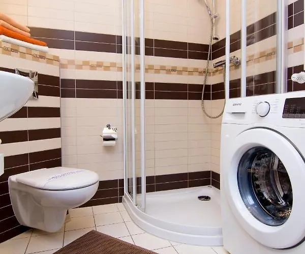 - Zacisze Lesne * Świnoujście